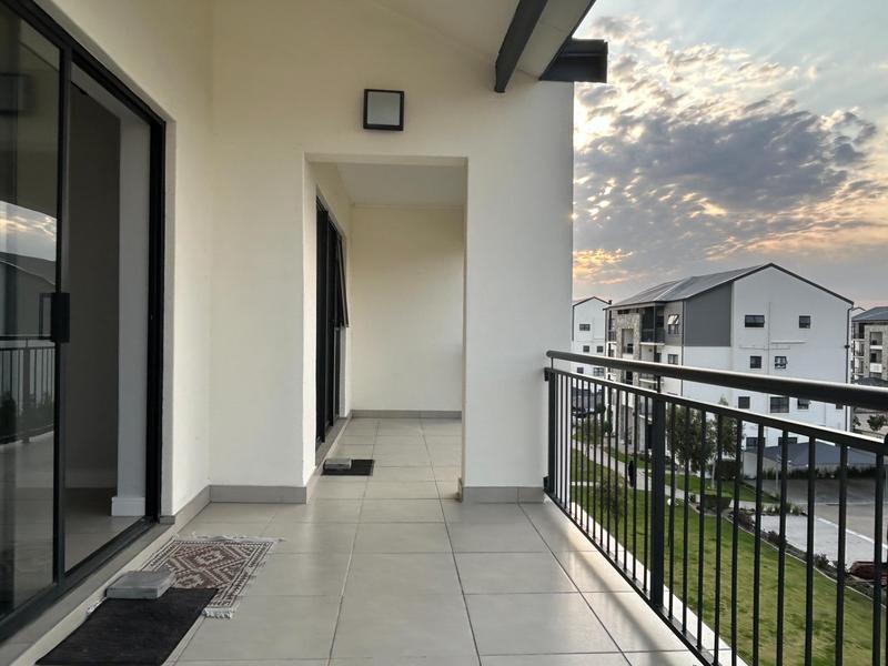 To Let 1 Bedroom Property for Rent in Sandown Western Cape